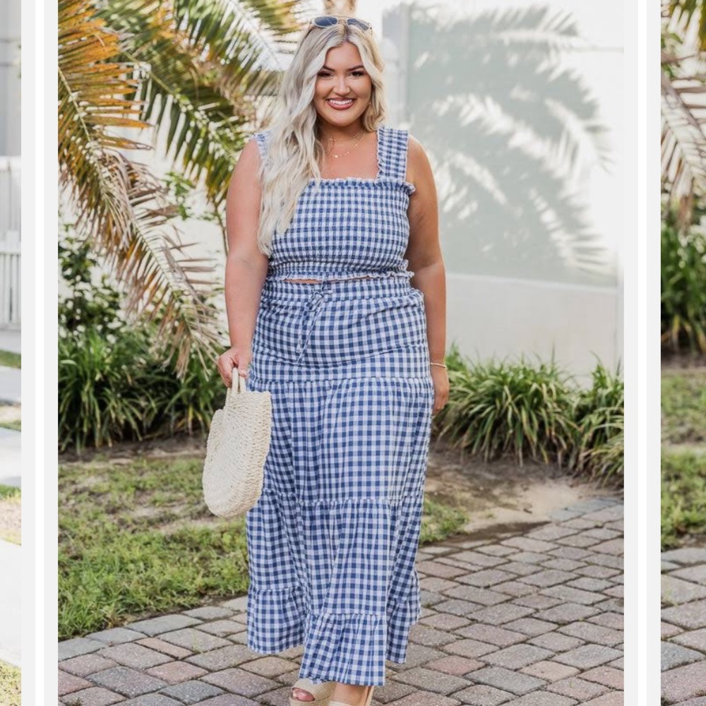 Pink Lily blue gingham two piece set Sz L. Worn once.